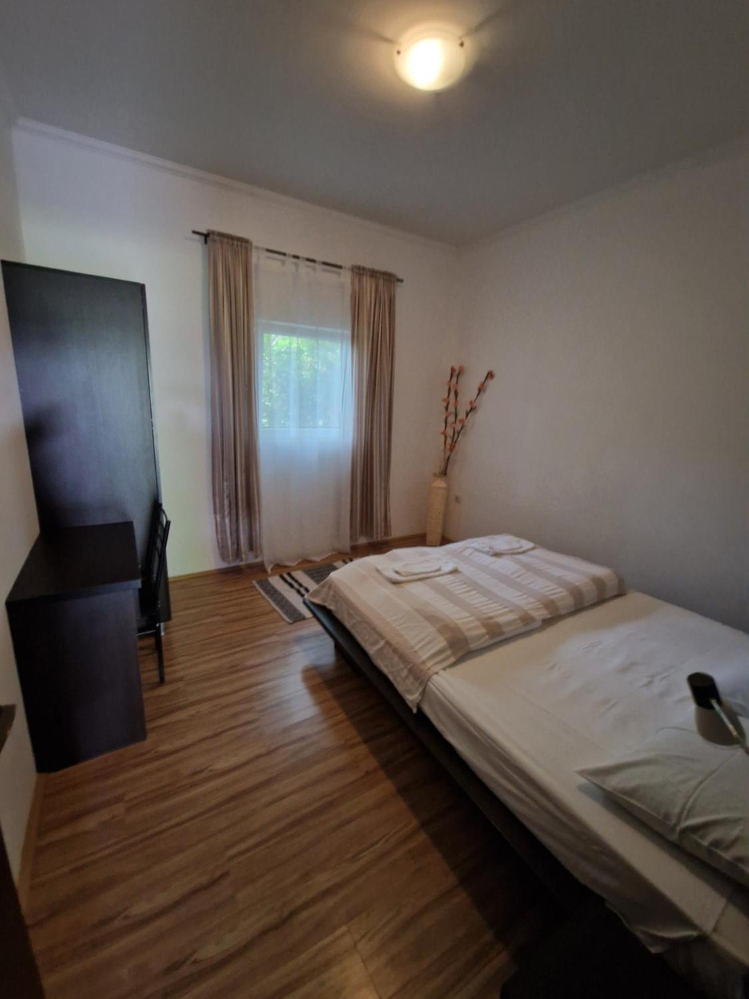 Stars Palic Apartment Luaran gambar